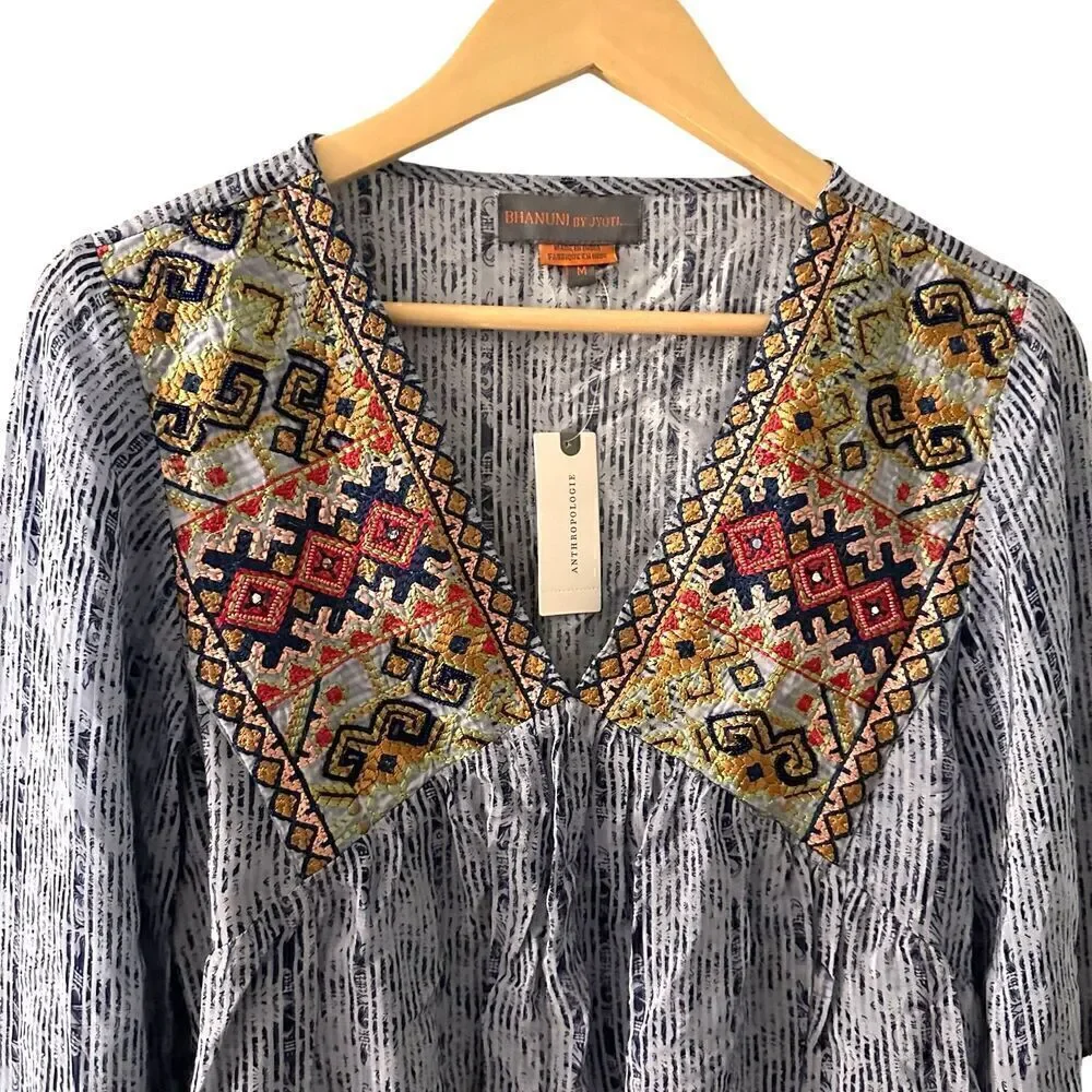 Anthropologie Bhanunu by Jyoto Blue Floral Embroidered 3/4 Sleeve V-Neck Tunic M - Picture 10 of 11